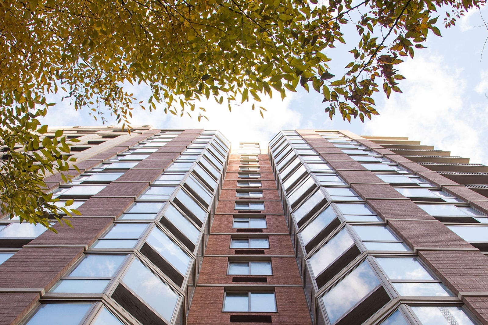 Crossing 23rd Reuveni Real Estate